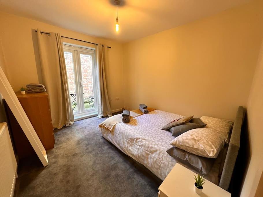 2 Bedroom Apartment In Se13 Лондон Екстер'єр фото